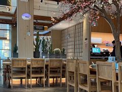 -蜜桃餐厅·伴山(湖滨商业街店)
