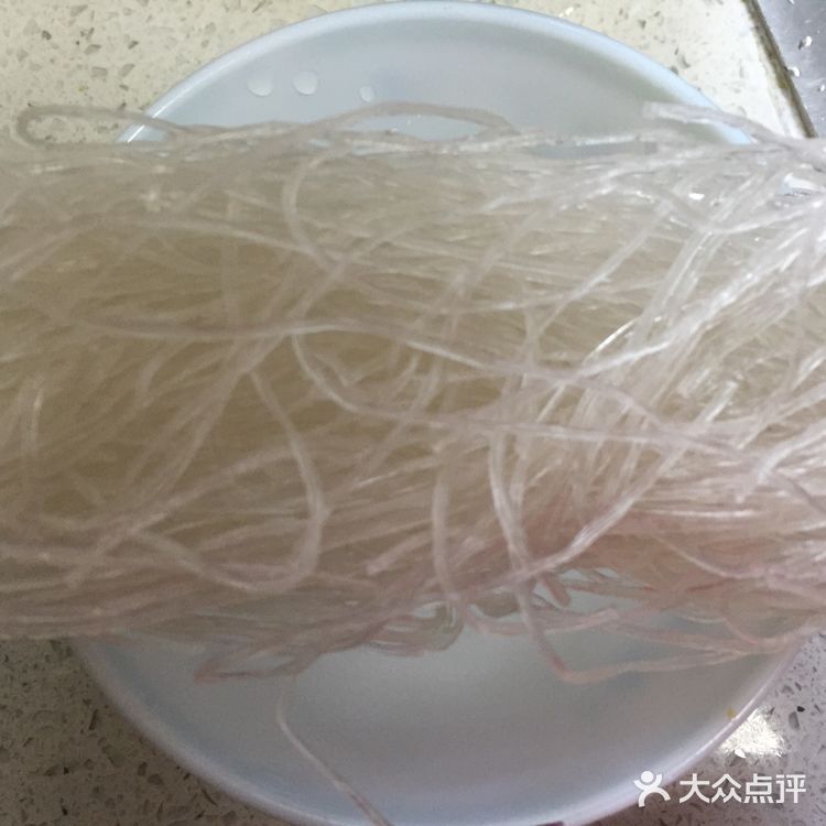 养生健康的绿色菜汤之小白菜粉丝汤