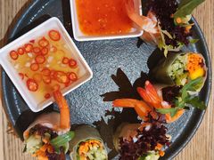 越南传统生包鲜虾春卷-来龙里 精致 东南亚餐室(万象城店)