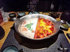 -湊湊火锅·茶憩(新中关购物中心店)