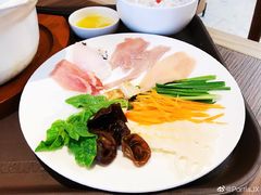 过桥米线-云海肴(星耀樟宜店)