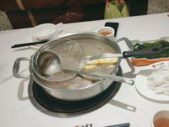 -八合里潮汕鲜牛肉火锅(上海汇智广场店)