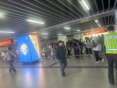 -东方体育中心(地铁站)