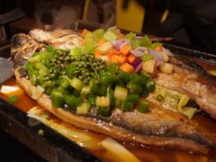 -夯鱼烤鱼·尔滨地标美食(中央商场店)