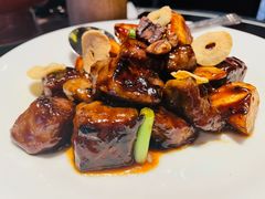 黑椒葱爆牛肉粒-杭州西子湖四季酒店·金沙厅