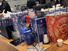 -霸王茶姬(上海静安大悦城店)