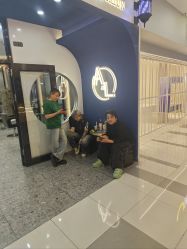 -A&L salon