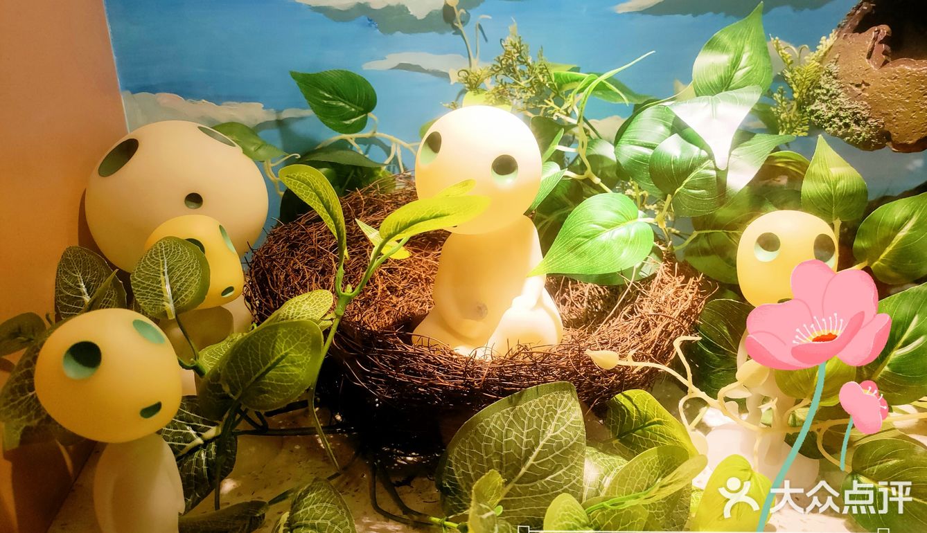 再次打卡小山，一如既往陷入二次元
