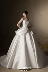 点击看大图 -GODDESS WHITE婚纱礼服(鹏城动力大厦店)