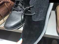 -UGG(燕莎奥特莱斯购物中心店)