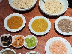 -裕兴记•蟹黄面馆(人民广场店)