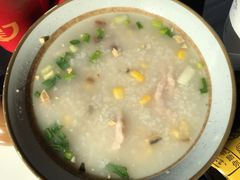 皮蛋瘦肉粥-永和大王(小厨·东四十条店)