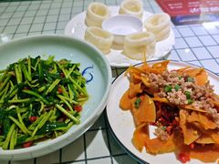 -藜蒿腊肉·飘香堂赣菜老酒文化餐厅