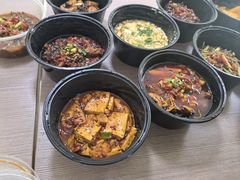 -笨豆腐居民楼菜馆•江西小炒(天津开发区店)
