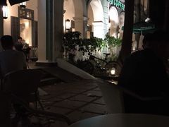 星巴克(沙面店)-星巴克臻选(广州沙面店)