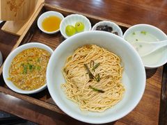 -蟹上黄·蟹黄面·江南糖水(人民广场店)