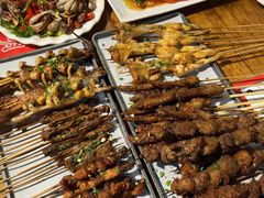 -李双猪·小龙虾·烧烤·羊肉煲(乐山店)
