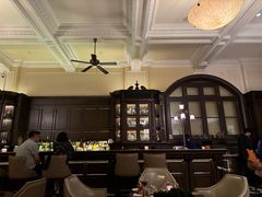 -LONG BAR 廊吧(外滩华尔道夫酒店)