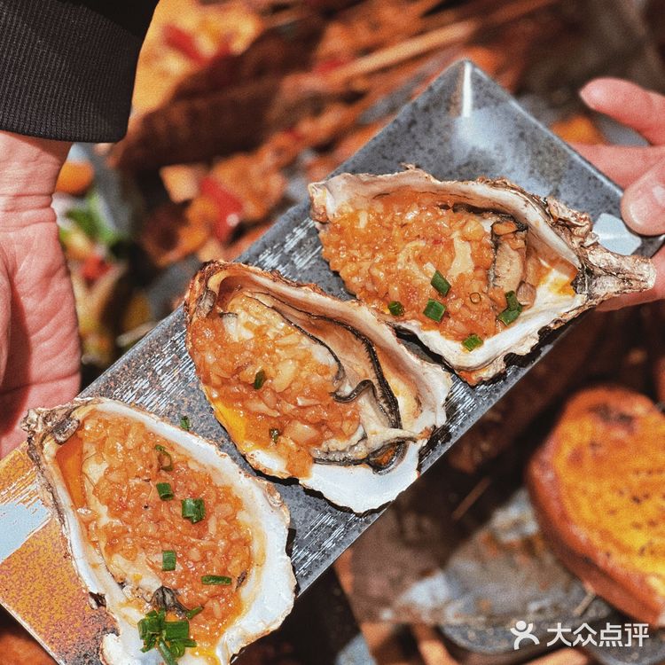 开业就火爆的性价比之王｜东方一串