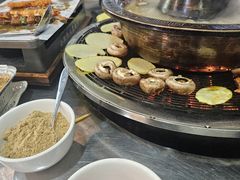 -小辣椒汤锅烧烤(温泉南街店)