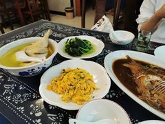 -小陆莲花蟹园农家乐(莲花岛店)