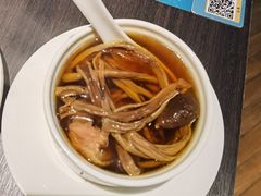 -鹊玥·粤菜小馆(汇智国际商业中心店)