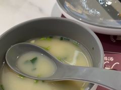 -洪氏嗨捞·广东猪肚鸡·椰子鸡火锅(西咸万象城店)
