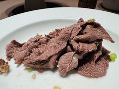 -左庭右院鲜牛肉火锅黑金店(陆家嘴中心店)