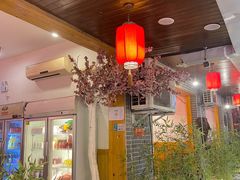 -三道苗苗鱼·美蛙黄辣丁(八里店)
