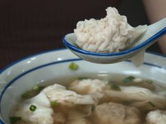 -玲玲饮食店