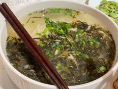 雪菜肉丝面-和满堂·经典本帮菜(川沙古镇店)