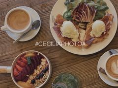 -Common Table · Brunch & Coffee