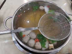 -闽粤一牛潮汕牛肉火锅