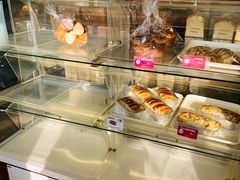 面包甜点陈列柜-味多美蛋糕(八大处店)