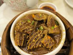 -万山楼海鲜酒家·二十三年老字号
