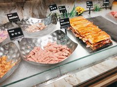 -汉金城海鲜烤肉自助百汇(烟台永旺购物中心店)