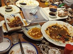 -鼎夫人·小酒文化餐厅(淡水桥店)