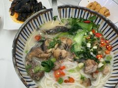 -鲜越鲜鱼粉(财富购物中心店)