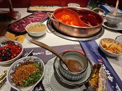 -牛村来人潮汕牛肉火锅(西单店)