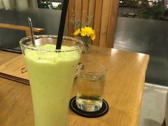 牛油果奶昔-Trung Nguyen Café Legend