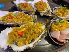 乳山生蚝-船梆煮•蒸汽海鲜·炉火烤肉(五四广场店)