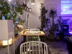 -春树下·树屋花房西餐厅(罍街AS1980店)