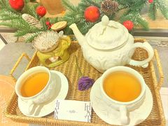 -HUATA 'Holiday Plan 花榻