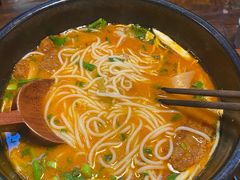 -银米·云南传统过桥米线(双廊黑金冠店)