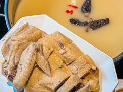 -鲜入唯煮·港式海鲜牛肉火锅(金宝街店)