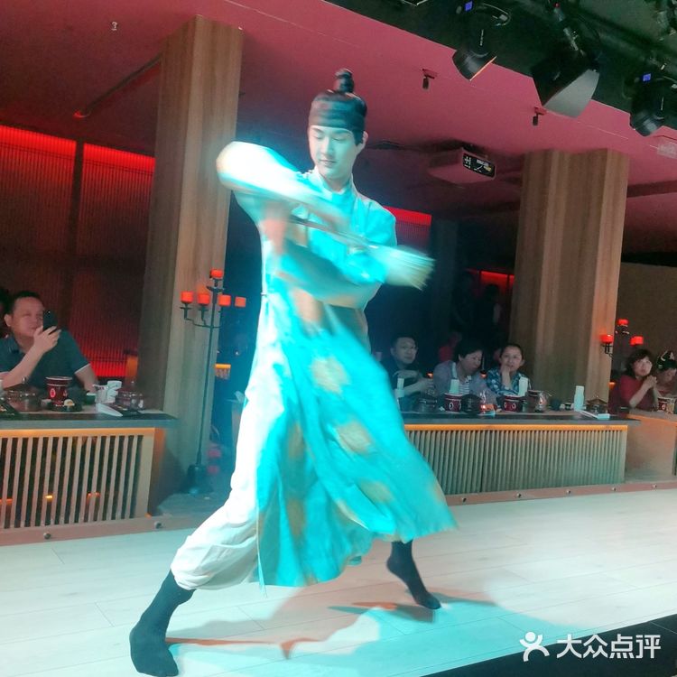 北京宫宴餐厅- -有种时空穿越感的沉浸式餐厅