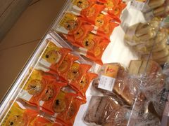 蛋黄肉松Q饼-好利来(奥林匹克购物广场店)