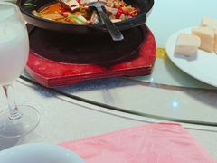 -鹊华居·地道鲁菜·海鲜·融合味(大明湖店)