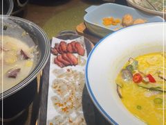 -蜜桃餐厅·伴山(湖滨商业街店)
