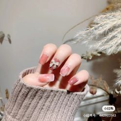 -Pink You美甲洗眉纹绣定制中心